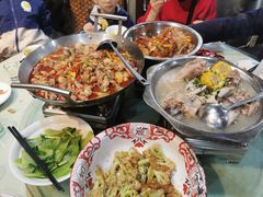 -昱龙大盆牛蛙馆(三兴街总店)