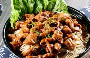 Fatty Intestine Lion's Head Noodles