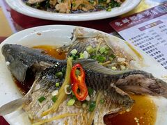 -先鲜鲫鱼粥