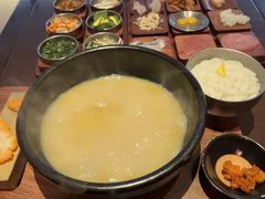 -银米·云南传统过桥米线(双廊黑金冠店)