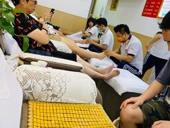 -郑远元专业修脚房(宣化路店)