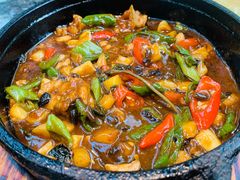 石锅豆豉牛蛙-小城故事·地道宁波味(月湖盛园店)