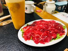 -两三事小郡肝串串香火锅(桂庙店)