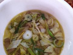 -乡党臊子面(丰庆公园店)