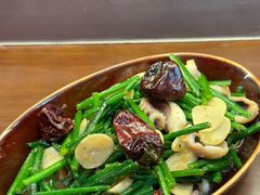 -8PINTS八品脱·日料·烧鸟·精酿小酒馆(莘庄店)