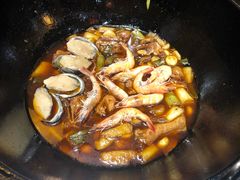 -锅来乐地锅鸡(安亭店)