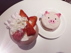 草莓雪融-风甜日暖·星座主题甜点(东二环泰禾店)