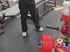 -坚果健身24小时工作室(定西路店)