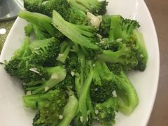 -顺峰渔港中国人的餐厅