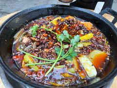 -鸿顺老铁锅美蛙鱼府(解放碑店)