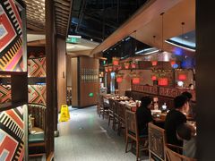-吃饭皇帝大土家民族菜(荟聚店)