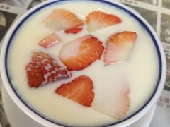 -周大娘牛乳(旧寨古村总店)