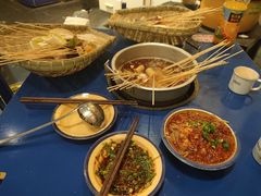 -马路边边 传媒大学店