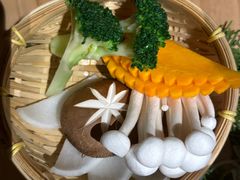 -山川小町·极番烧肉(新地假日广场店)