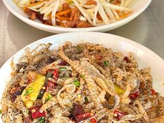 -丹水桥地锅鱼·翘嘴鲌·地方特色全鱼宴(丹江口大坝店)
