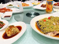 剁椒蒸鱼头-亢龙太子酒轩(东湖店)