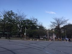 -三王纪念碑