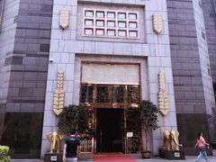 门面-芭菲盛宴·环球美食(袁家岗店)