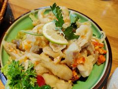 泰式凉拌凤爪-暹罗酒肆泰餐厅酒吧