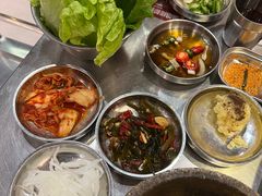 -哈哈碳都·牛肋条无限自助烤肉(台江万达店)