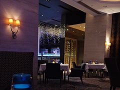 -AZUR聚(香格里拉饭店)