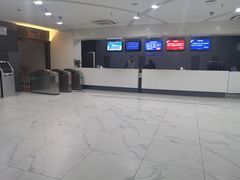 -包玉刚游泳场(黄龙恒励大厦店)