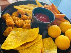 薯角-魏斯理汉堡(西安沣东吾悦店)