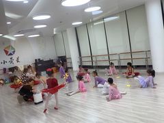 -小荧星艺校(浦东中环分校)