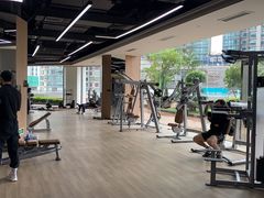 -威克健身游泳(万菱汇店)