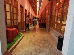 -年辉渔村·非遗传承餐厅(新丰江店)