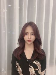 -银星女王公园发型艺术沙龙
