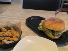 -必胜客(绿地新都会店)