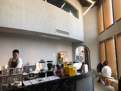 -HUG·拥抱咖啡(郑州宝龙广场店)