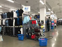 -迪卡侬(西华店)