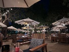 -三亚艾迪逊酒店·海滩烧烤 BARBACOA·现场乐队·浪漫晚餐·烧烤海鲜