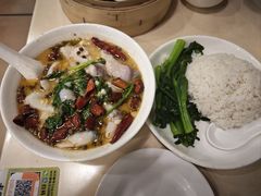 酸菜鱼饭-玲又珑美食(盘福路店)