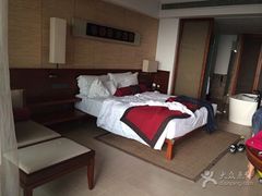 -三亚湾海居铂尔曼度假酒店