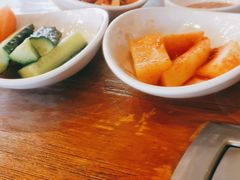 -喇喇排骨火锅·传统韩式脊骨汤(望京西园总店)