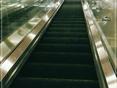 -红土地(地铁站)