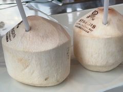 -三亚亚龙湾瑞吉酒店·宴悦Driftwood·游水海鲜·牛排·草坪·私人定制