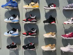 -Air Jordan(世贸天阶店)