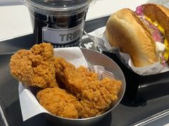 -TRIPS BURGER(大钟寺店)
