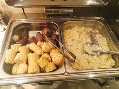 -如家精选酒店(青岛八大关太平角公园地铁站海水浴场店)