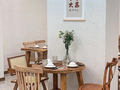 -燕庭·纯燕窝·甜品下午茶(南京西路店)