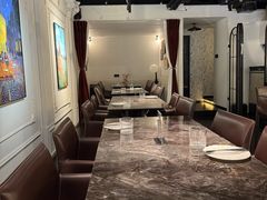 -LESCEDARS Brasserie Bistro香柏树