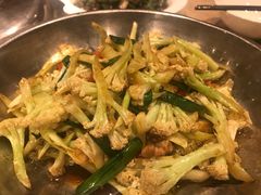 -陈大锅·岳阳鱼馆·地道岳阳菜(美食街店)