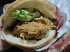 藤椒风味鸡排饼汉堡-肯德基(春申店)