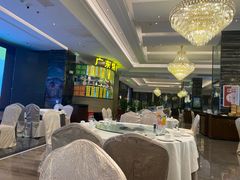 -万龙洲海鲜(大兴绿地缤纷城店)