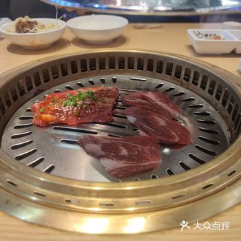 穿耳再吃肉，走上成功路