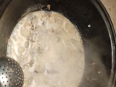 -陈大锅·岳阳鱼馆·地道岳阳菜(美食街店)